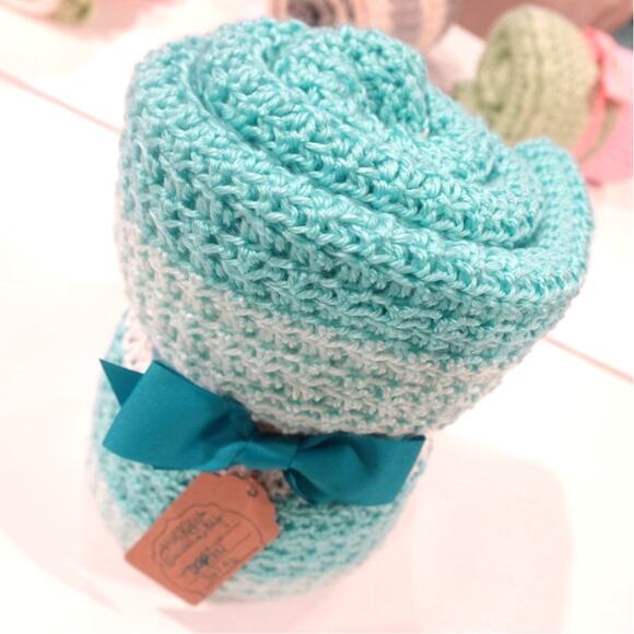 Dolphin Blues / Crochet Afghan Blanket / Soft Silky Yarn - Picture 13 of 15